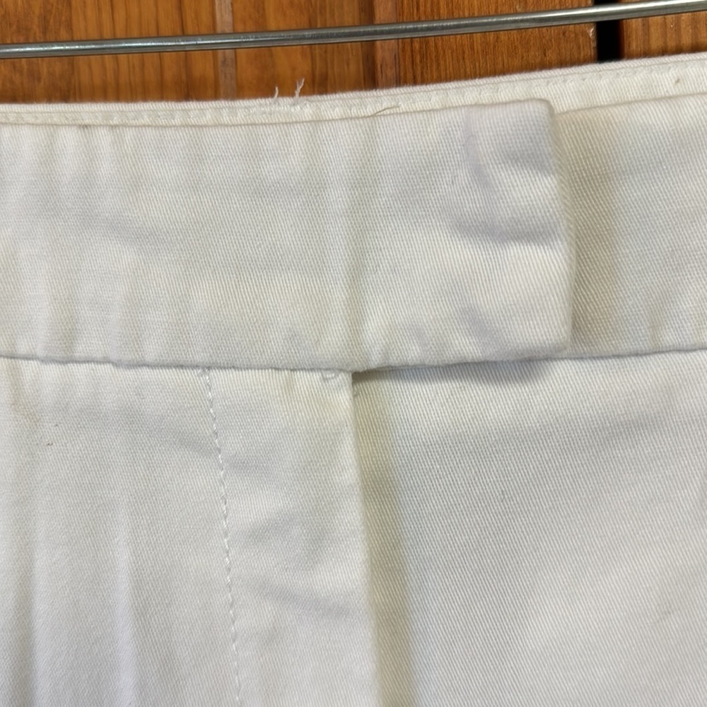 Larry Levine White Cotton Shorts Size 10 - Picture 3 of 6